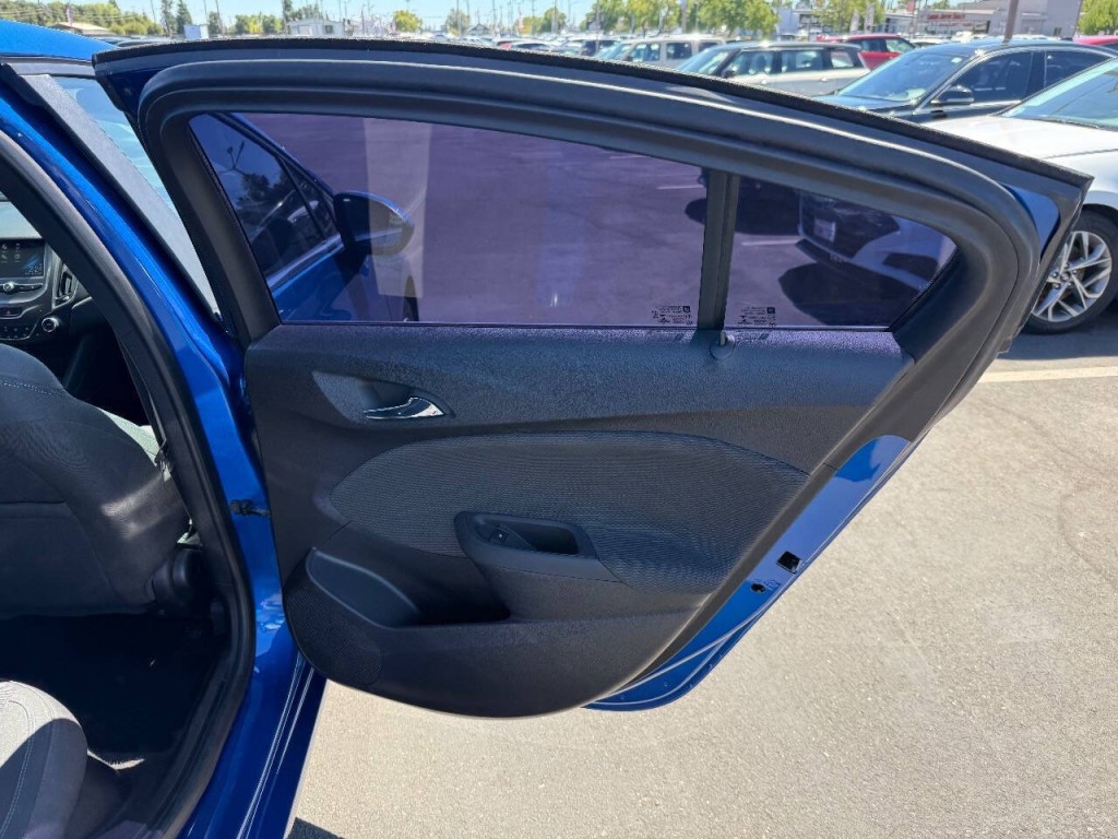 2017 Chevrolet Cruze Image 26