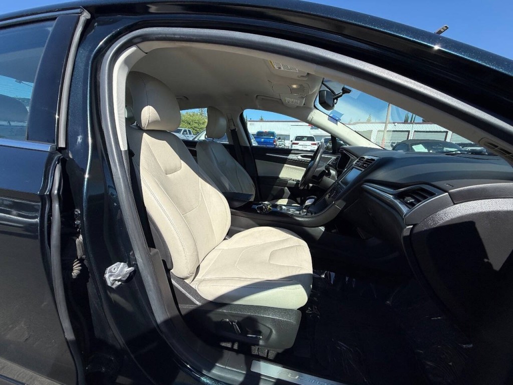 2014 Ford Fusion Image 30