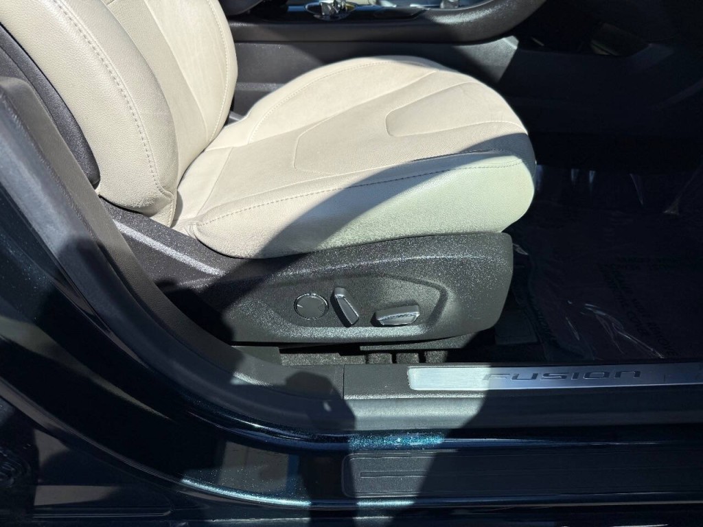 2014 Ford Fusion Image 33