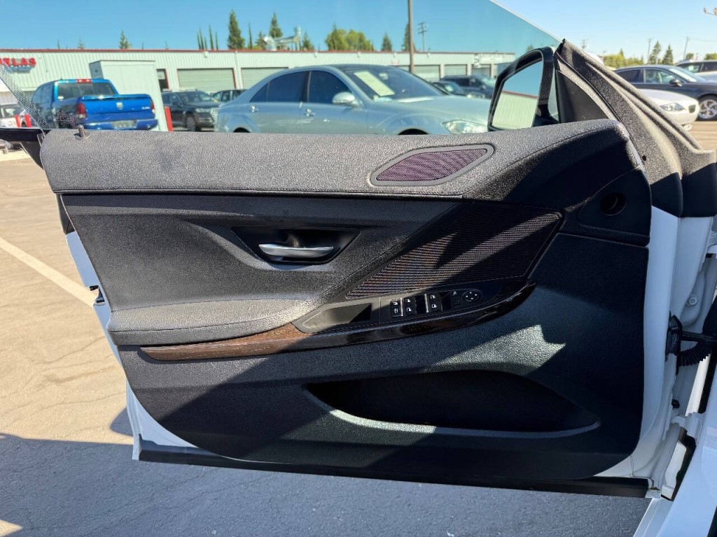 2013 BMW 6 Series Image 19