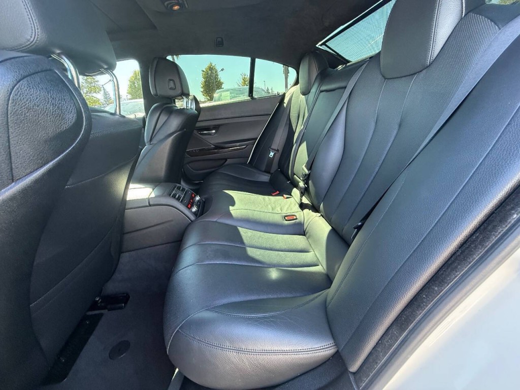 2013 BMW 6 Series Image 27