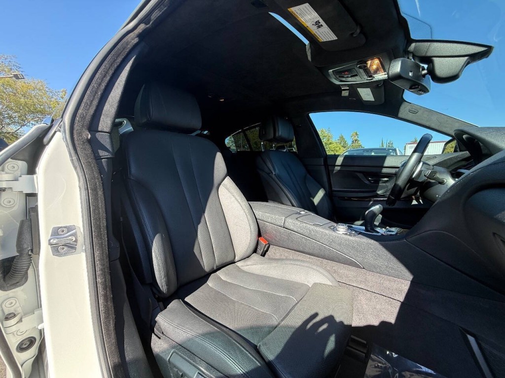 2013 BMW 6 Series Image 37
