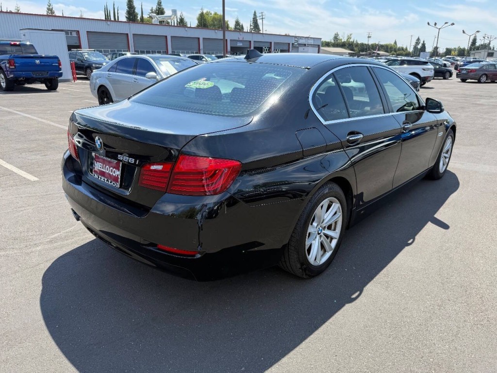 2016 BMW 5 Series Image 6