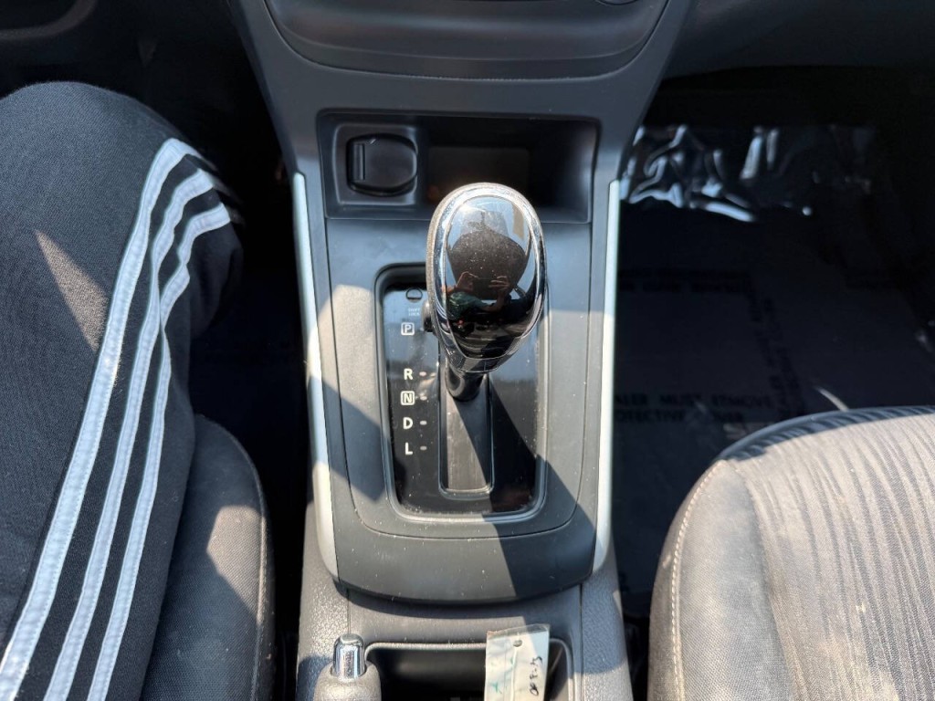 2016 Nissan Sentra Image 18