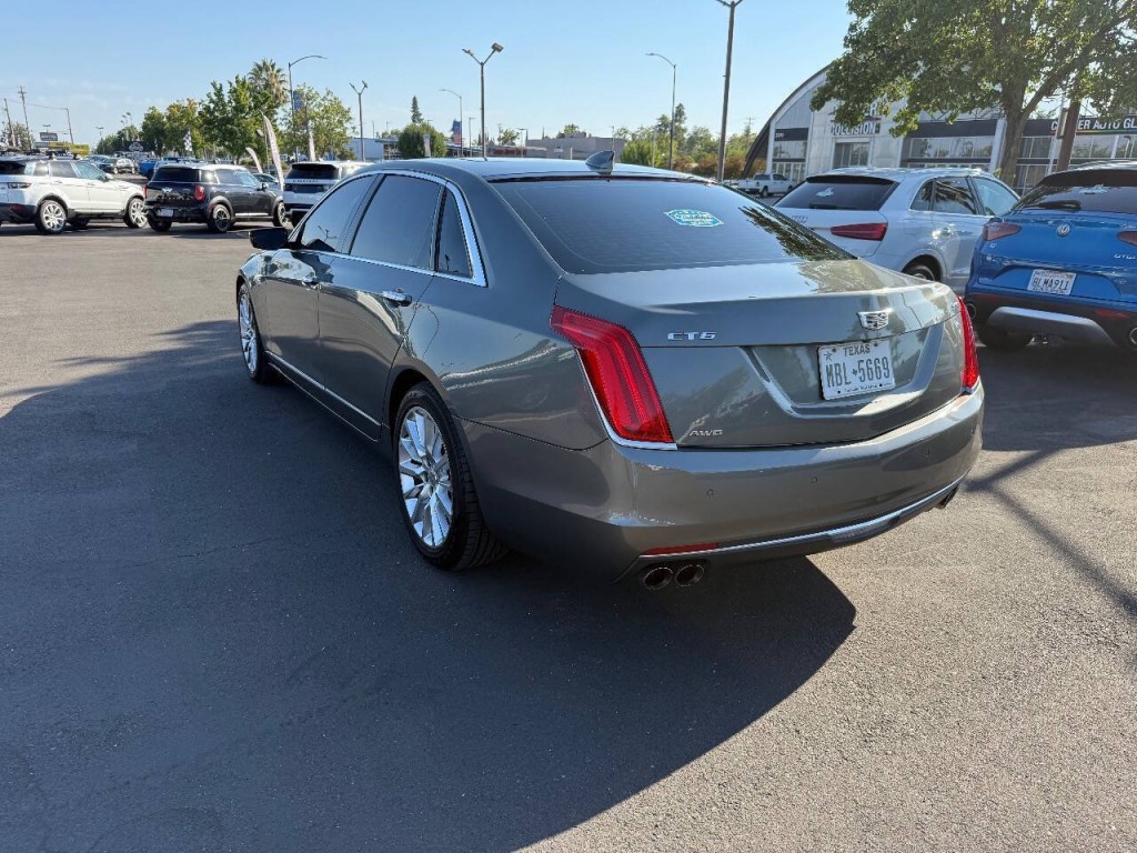 2016 Cadillac CT6 Image 7