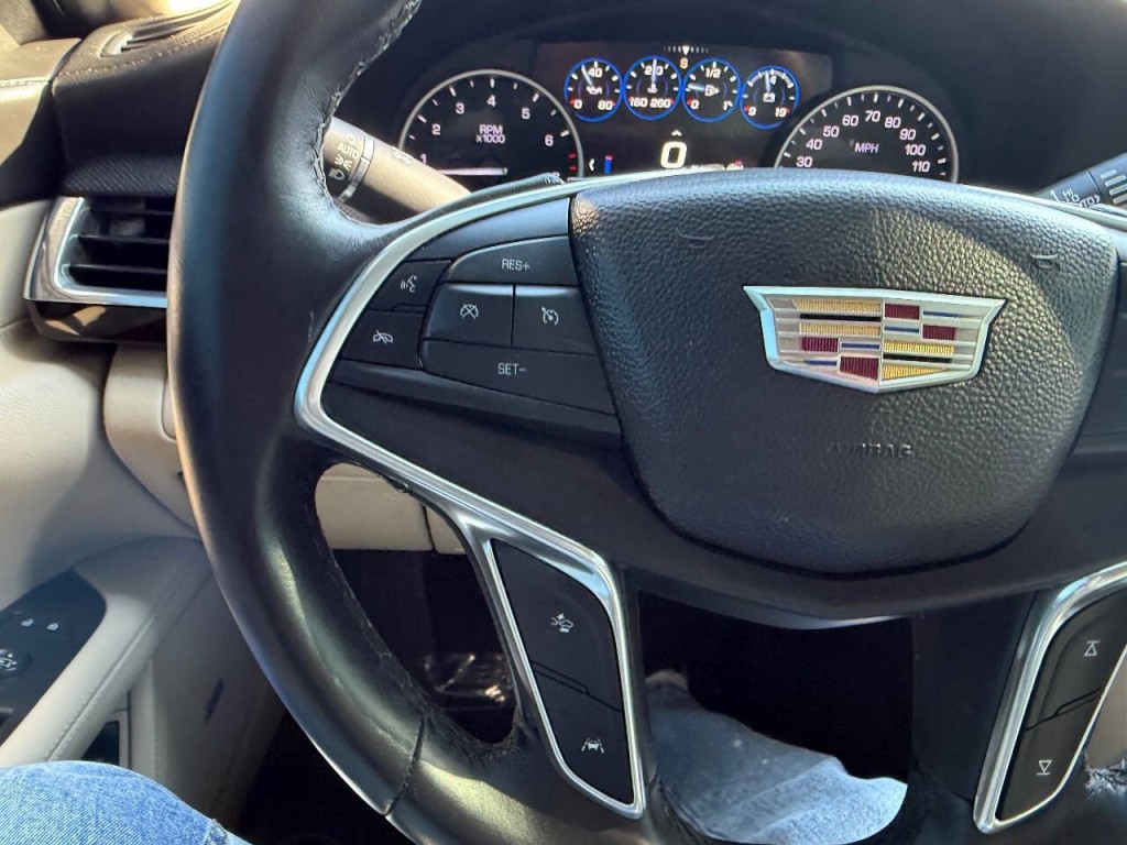 2016 Cadillac CT6 Image 13