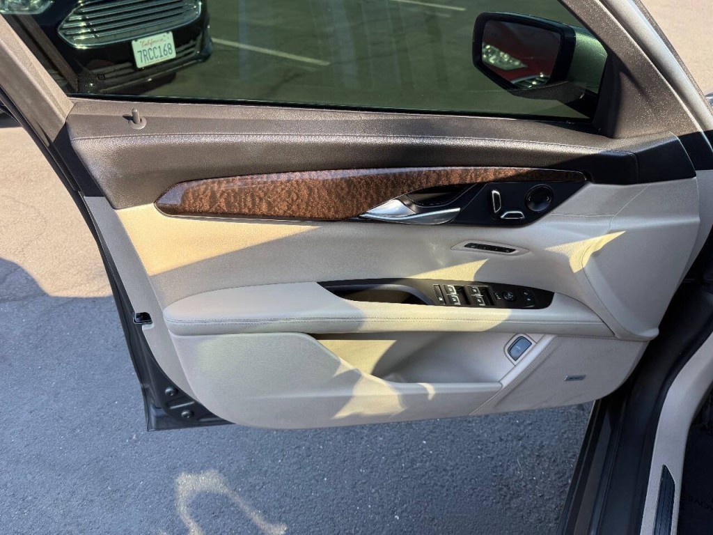 2016 Cadillac CT6 Image 21