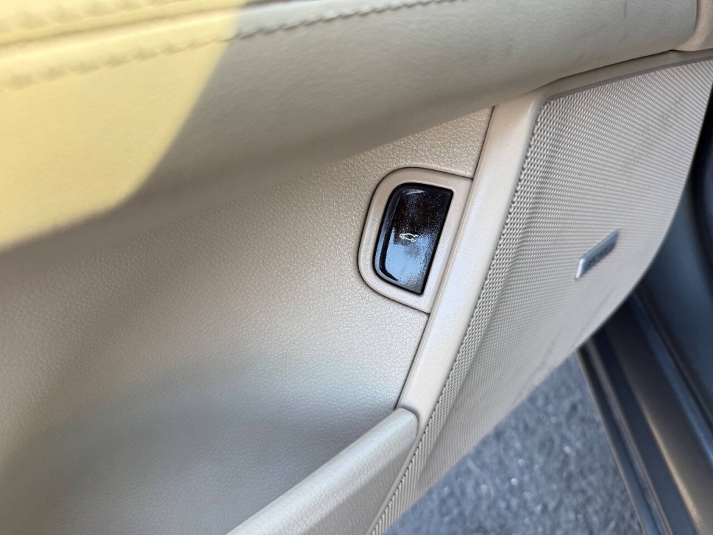 2016 Cadillac CT6 Image 24