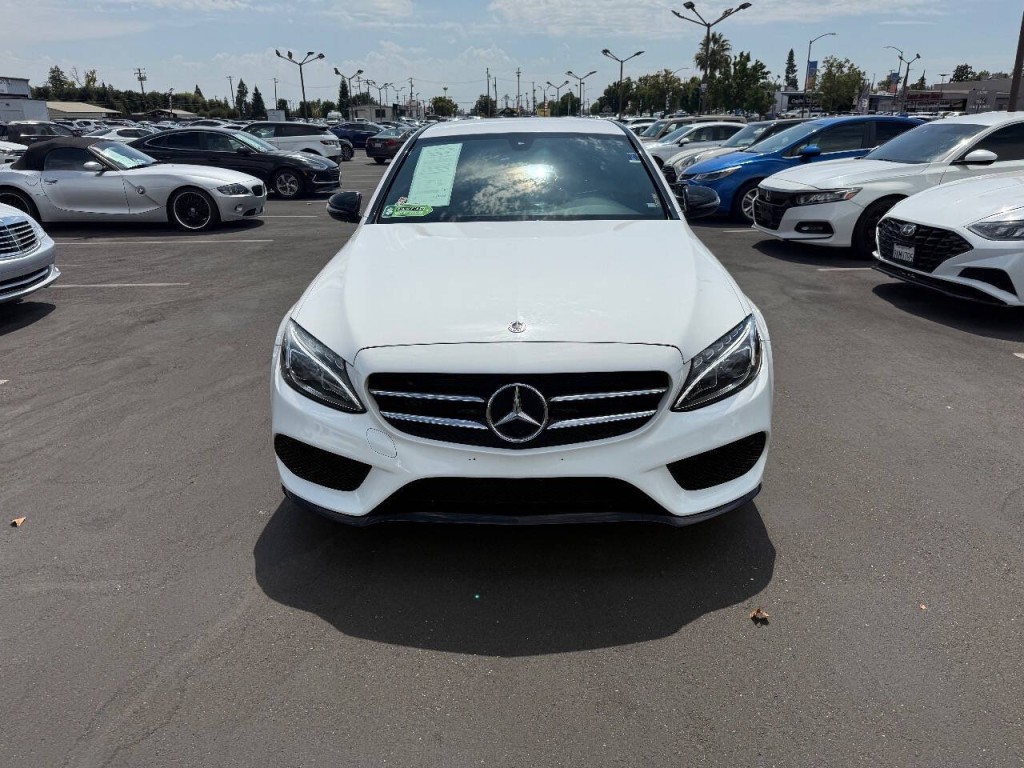 2017 Mercedes-Benz C-Class Image 2