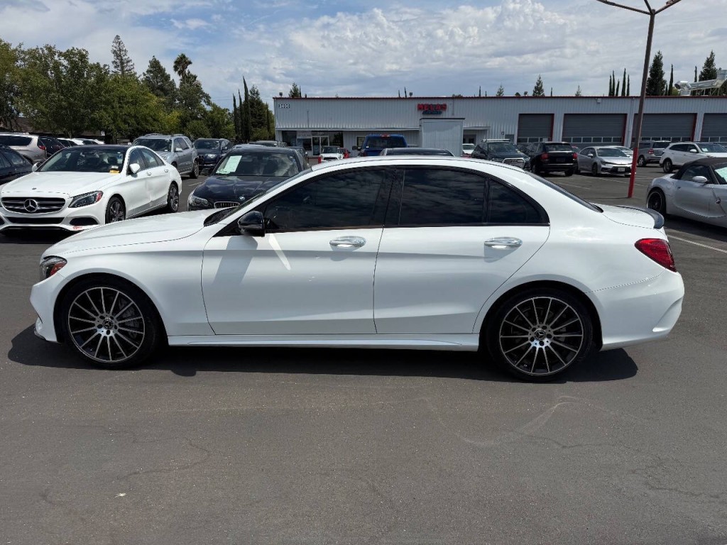 2017 Mercedes-Benz C-Class Image 8