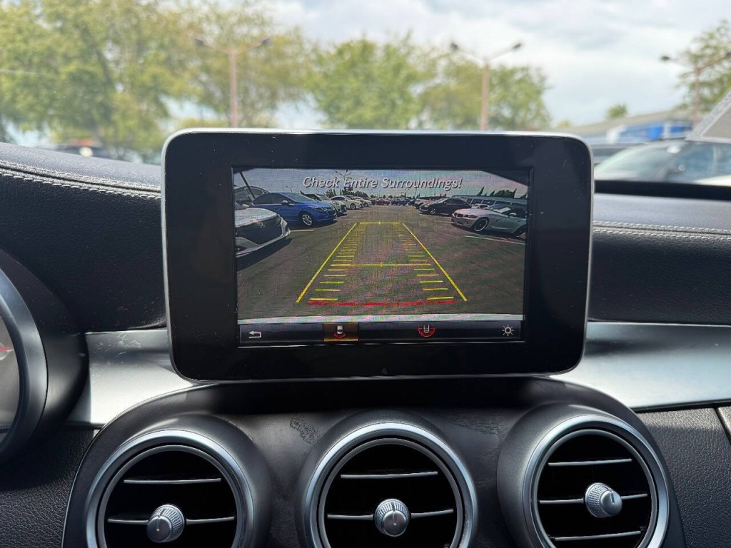 2017 Mercedes-Benz C-Class Image 12