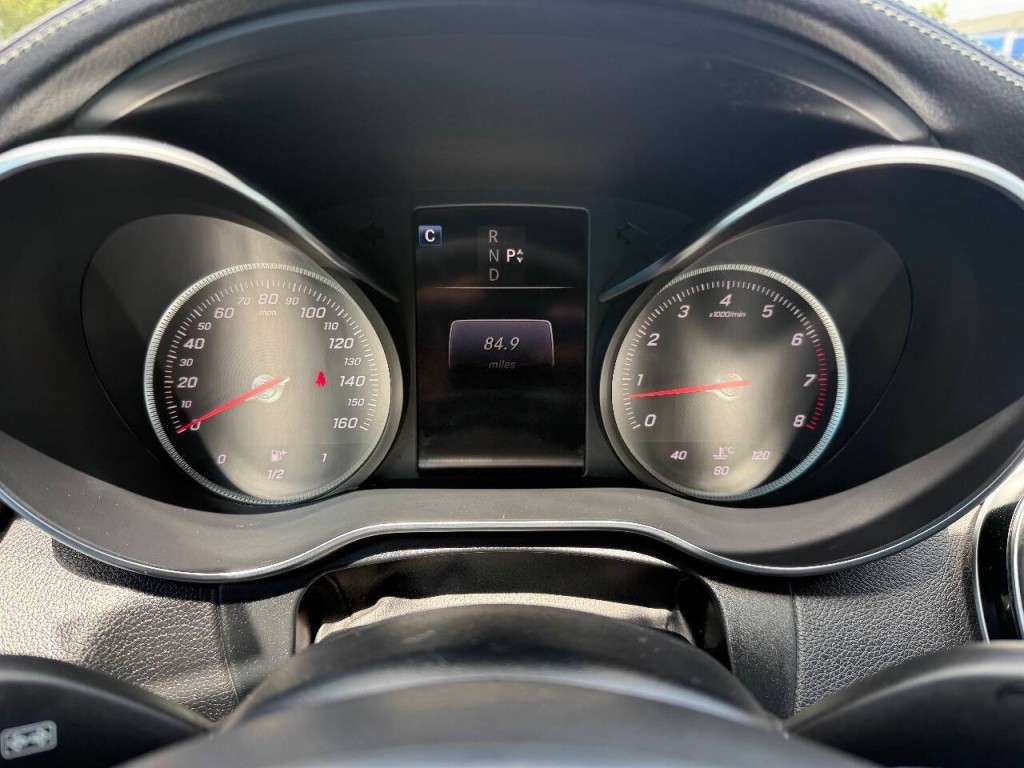 2017 Mercedes-Benz C-Class Image 13