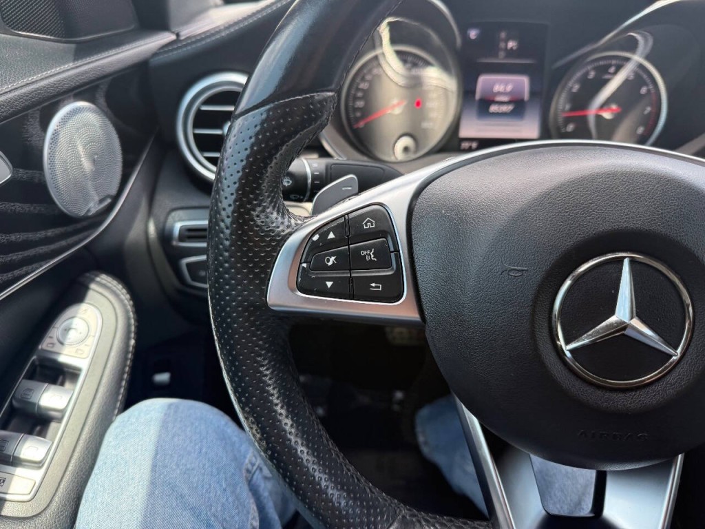 2017 Mercedes-Benz C-Class Image 14