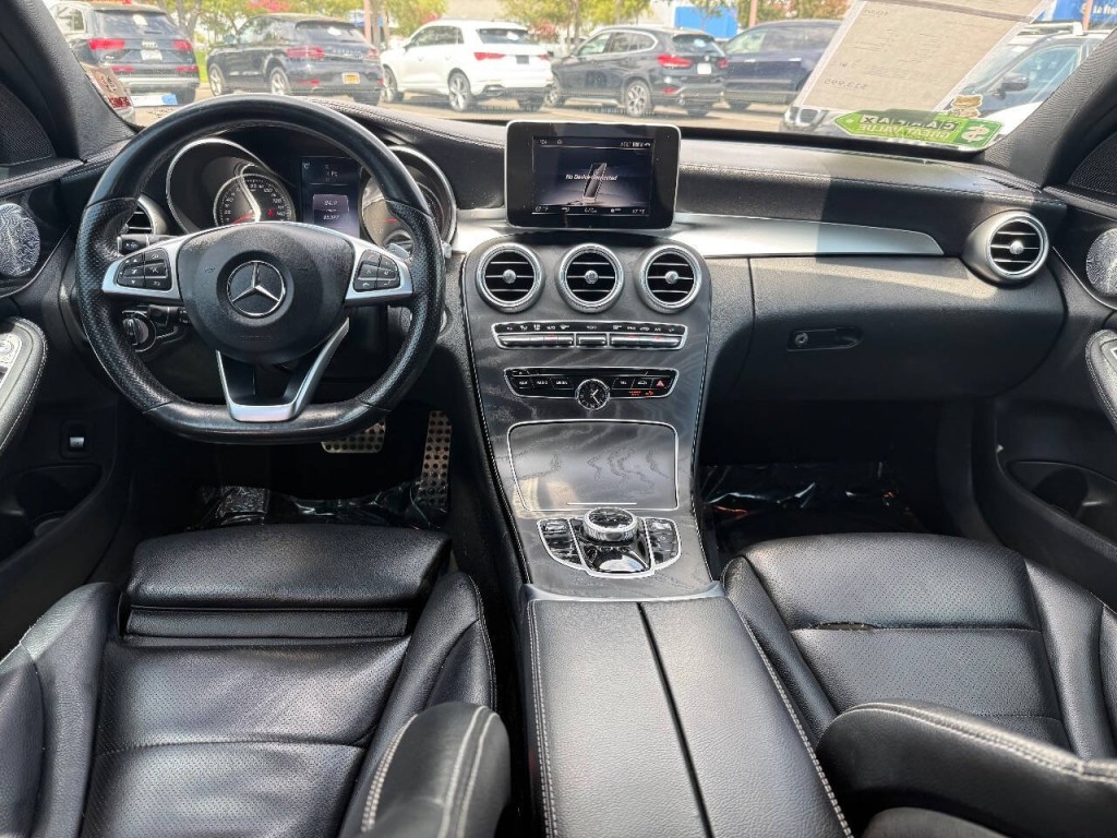 2017 Mercedes-Benz C-Class Image 20