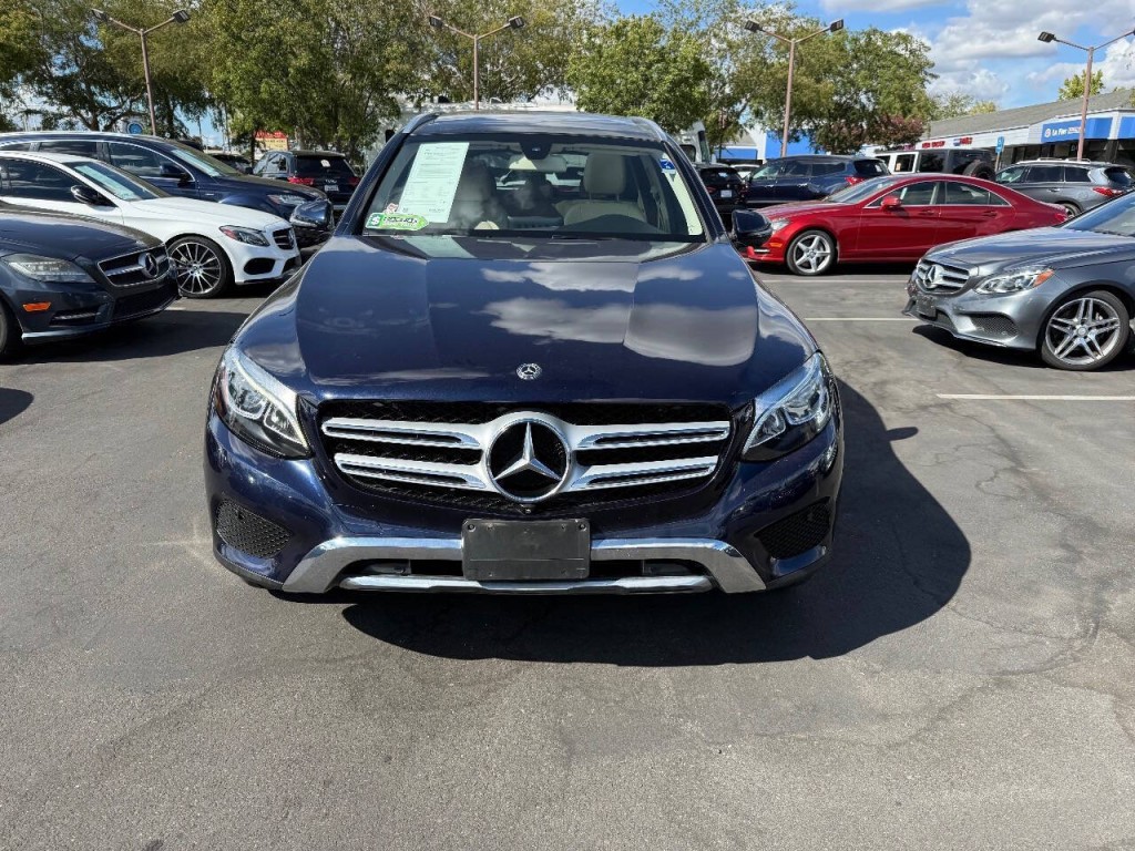 2019 Mercedes-Benz GLC-Class Image 2