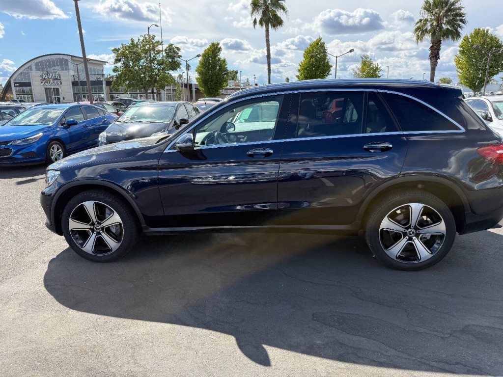 2019 Mercedes-Benz GLC-Class Image 8