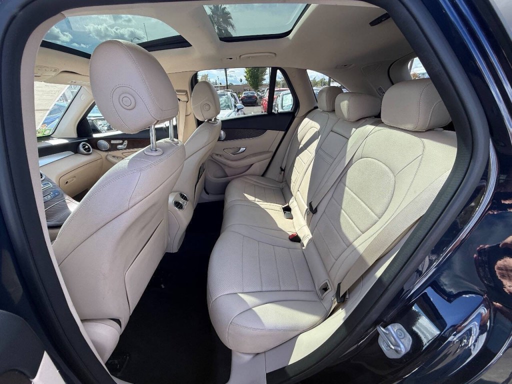 2019 Mercedes-Benz GLC-Class Image 20