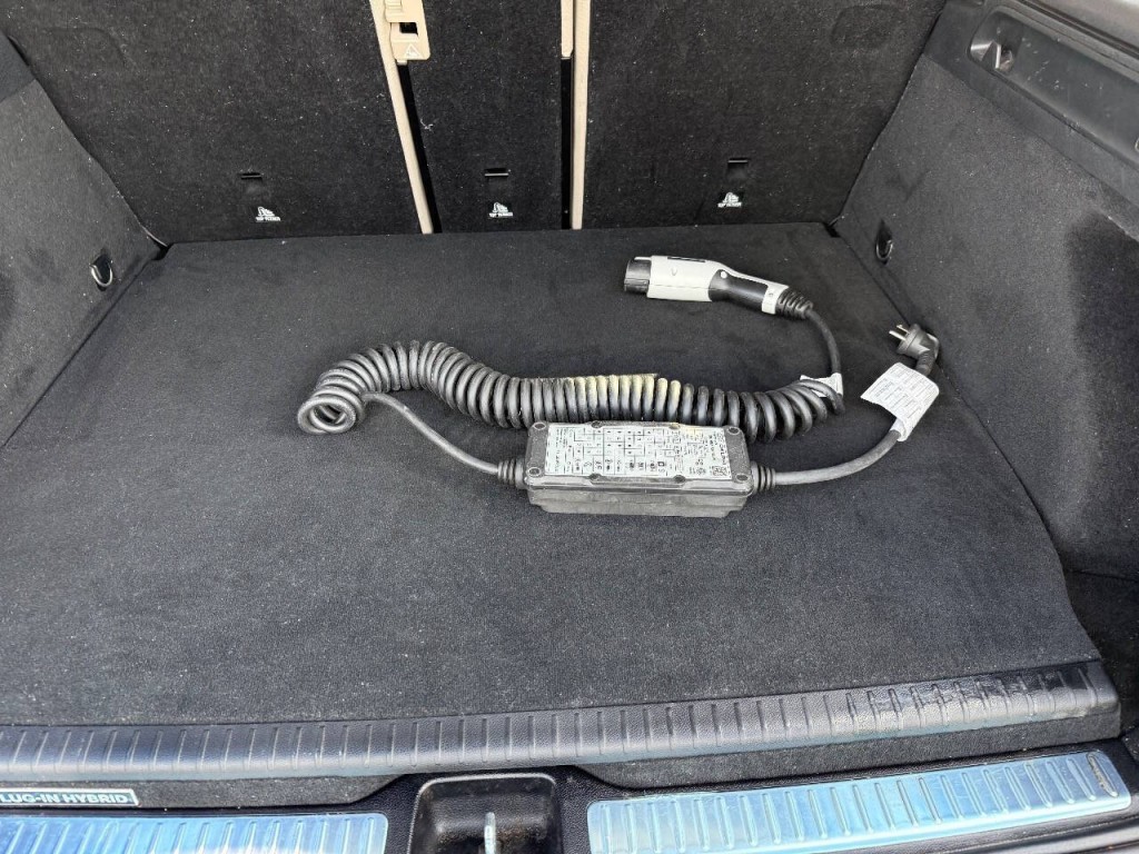 2019 Mercedes-Benz GLC-Class Image 23