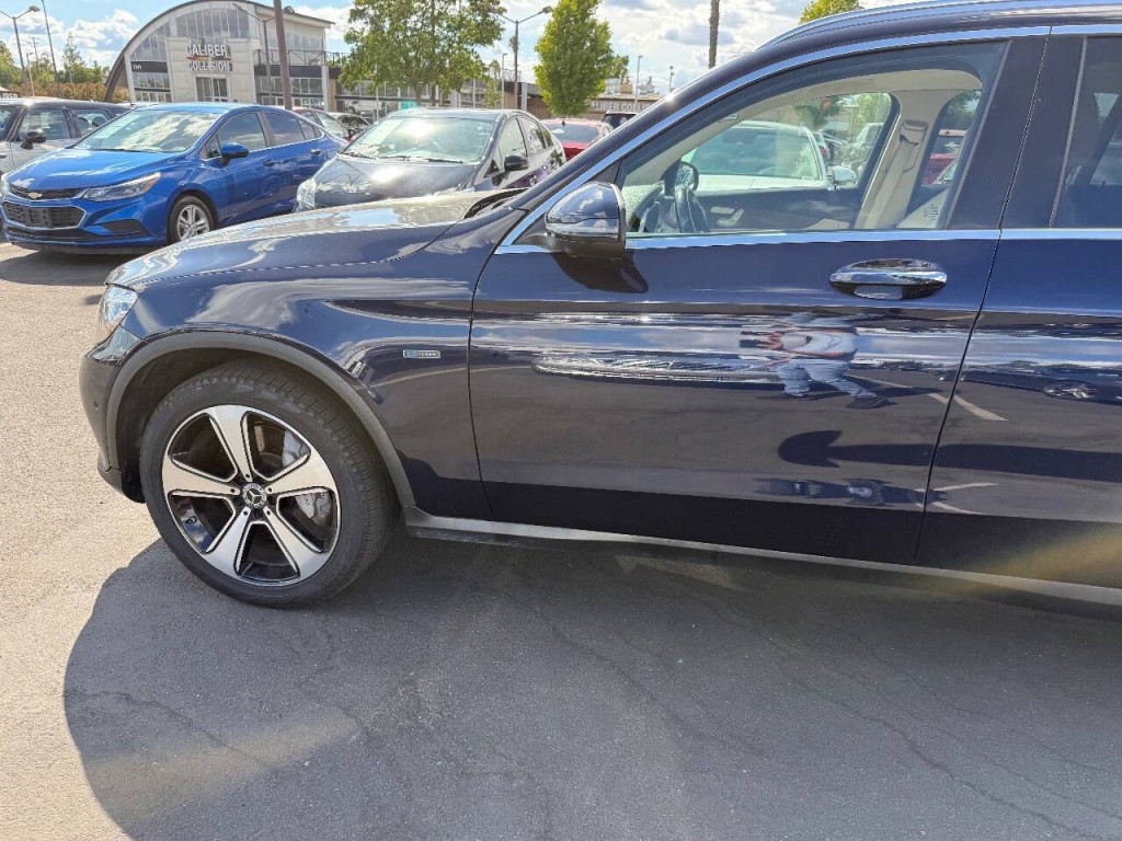 2019 Mercedes-Benz GLC-Class Image 33