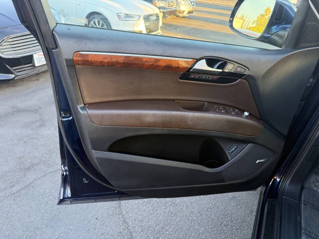 2014 Audi Q7 Image 32