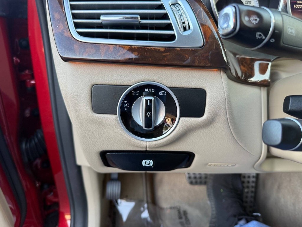 2014 Mercedes-Benz CLS-Class Image 31