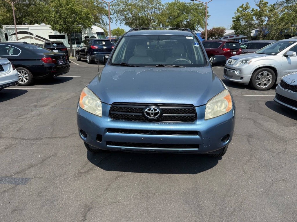 2007 Toyota Rav4 Image 2