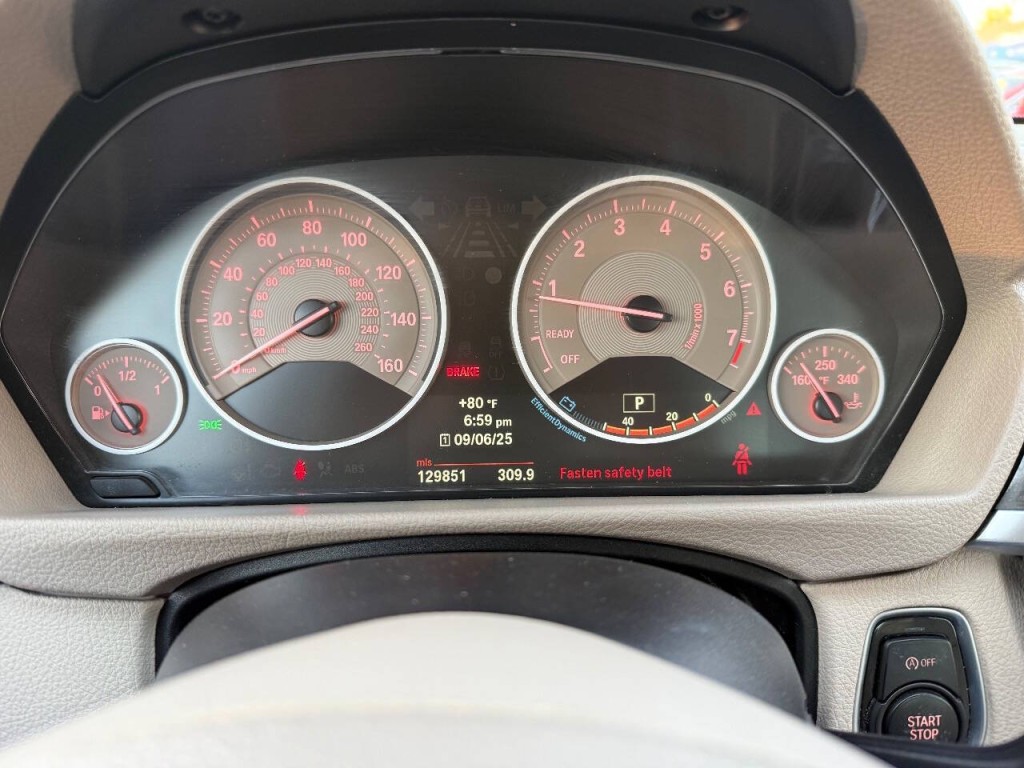 2012 BMW 3 Series Image 14