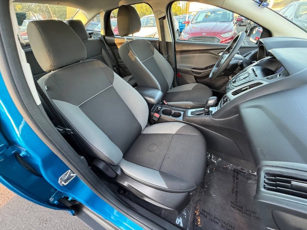 2014 Ford Focus Image 9