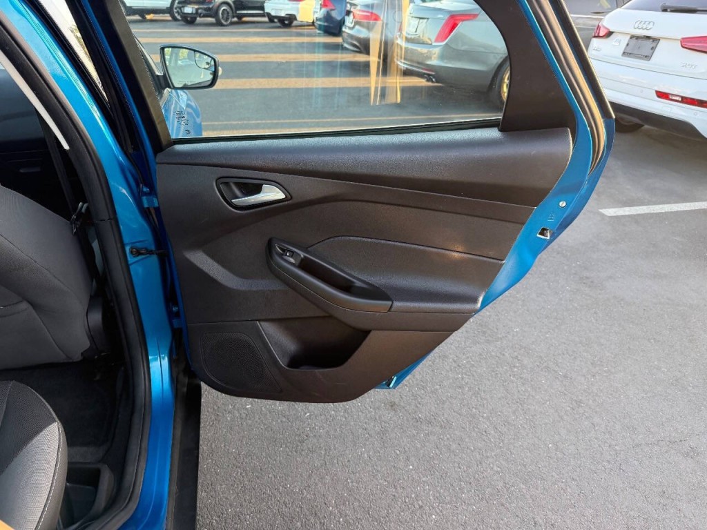 2014 Ford Focus Image 28