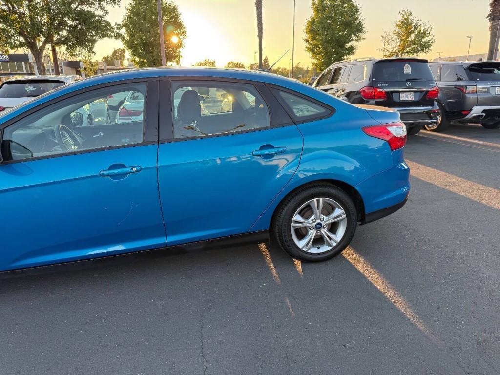 2014 Ford Focus Image 33