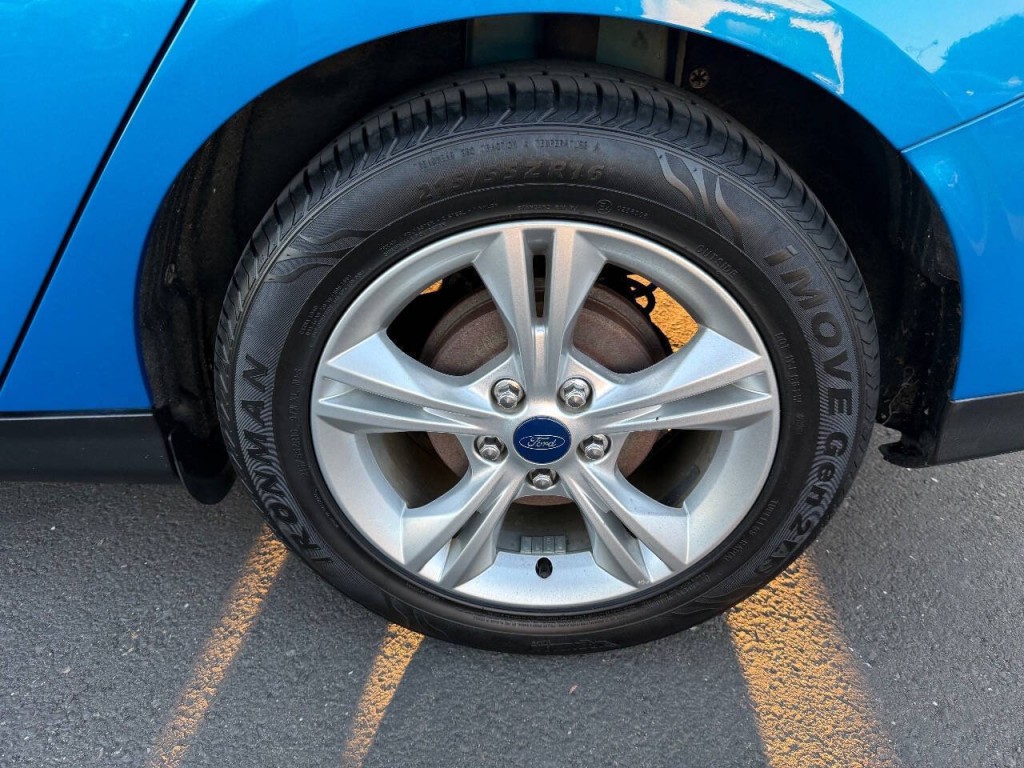 2014 Ford Focus Image 35