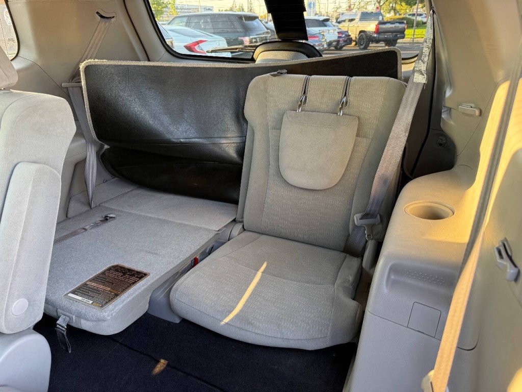 2012 Toyota Highlander Image 11