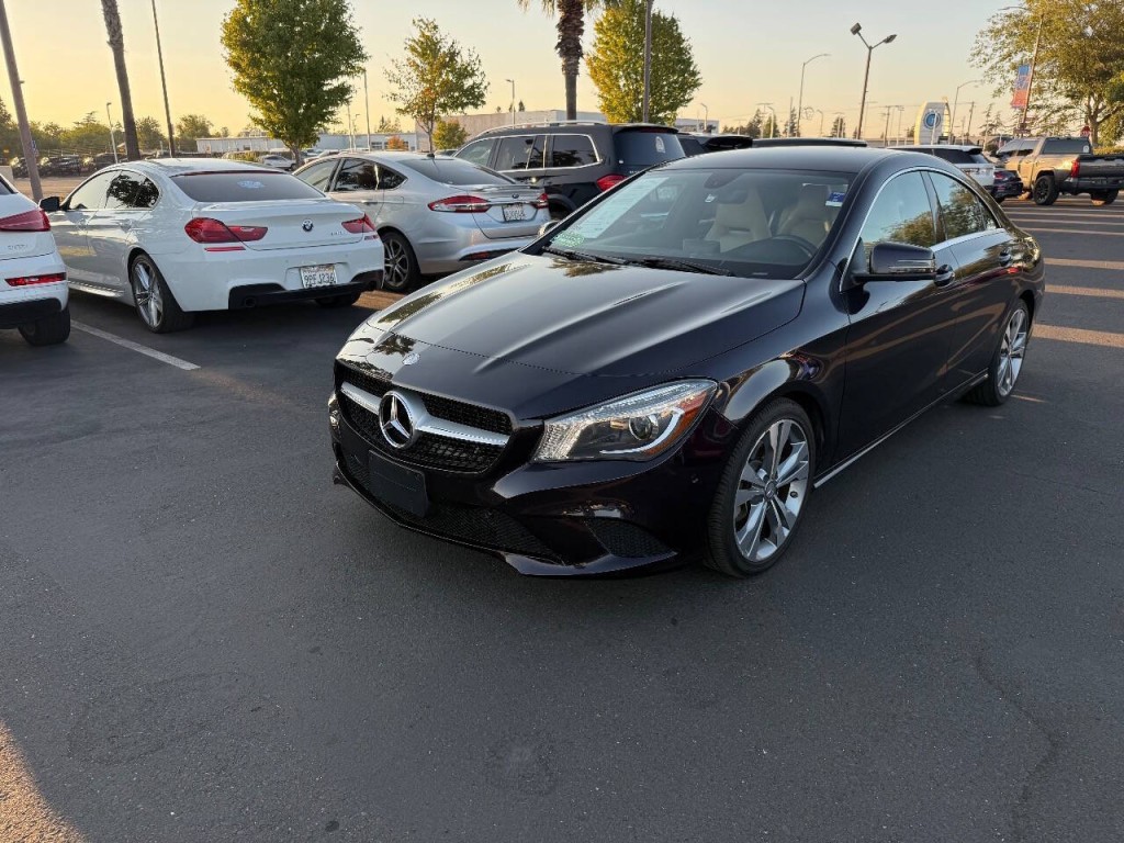 2014 Mercedes-Benz CLA-Class Image 1
