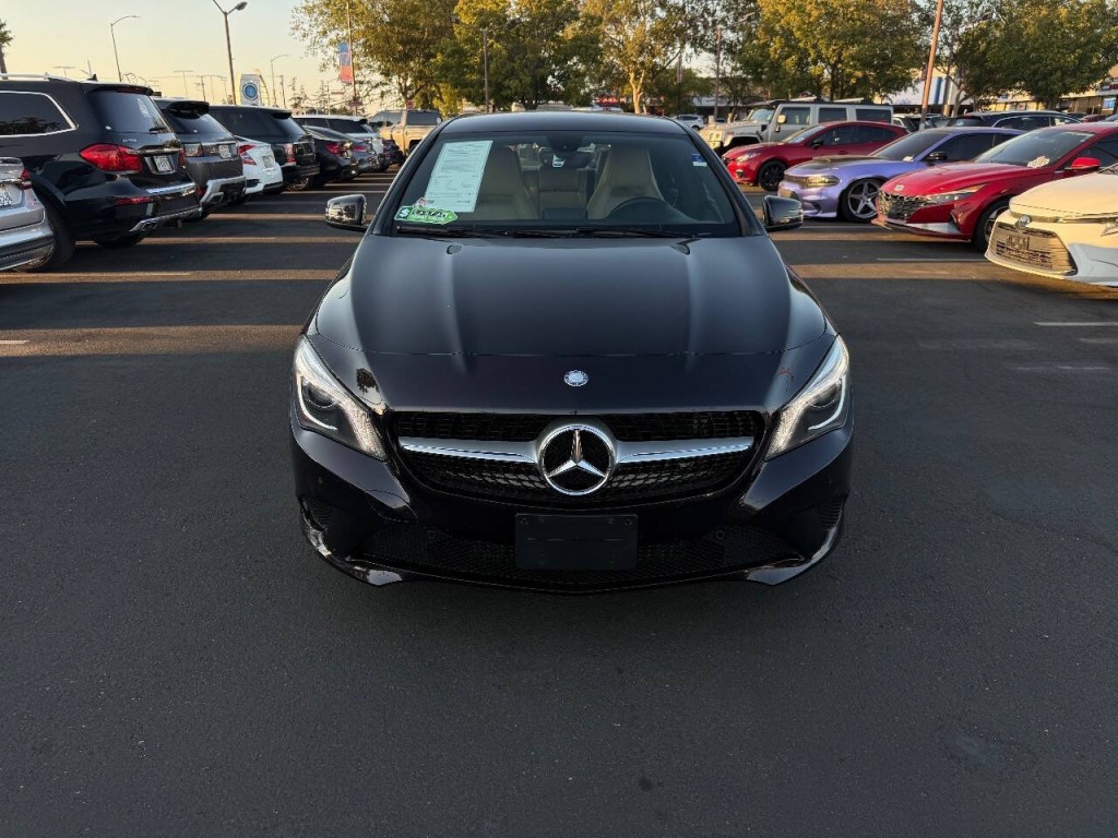 2014 Mercedes-Benz CLA-Class Image 2