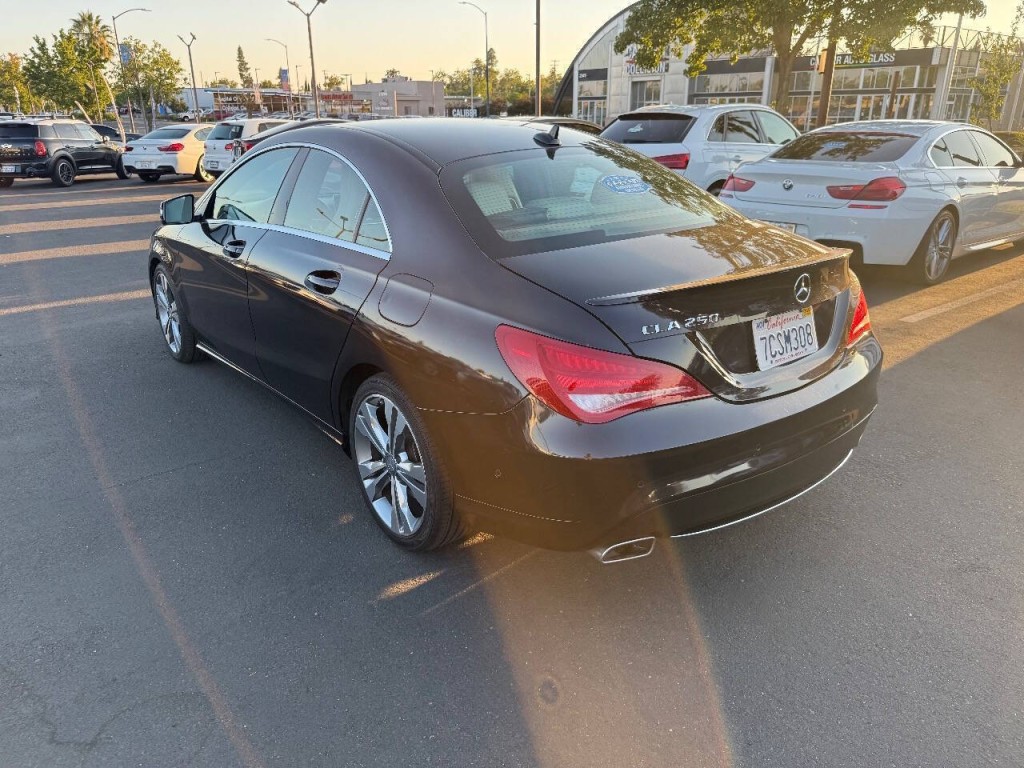 2014 Mercedes-Benz CLA-Class Image 7