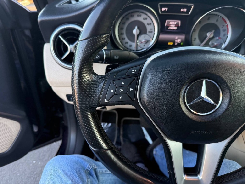 2014 Mercedes-Benz CLA-Class Image 16