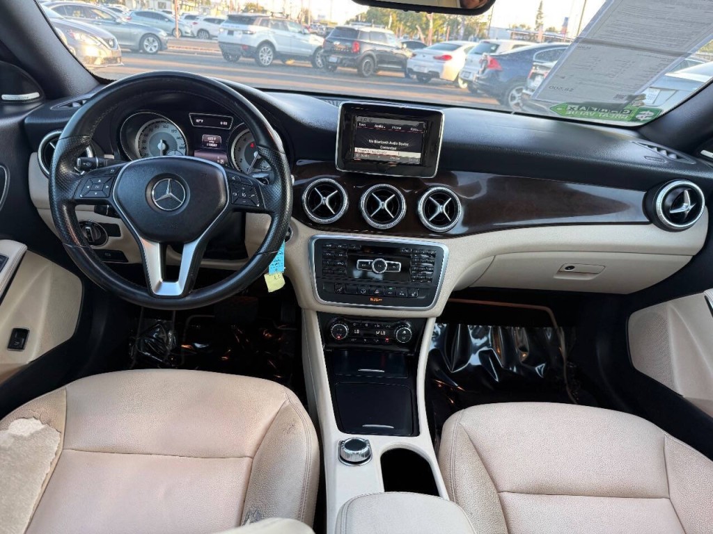 2014 Mercedes-Benz CLA-Class Image 23