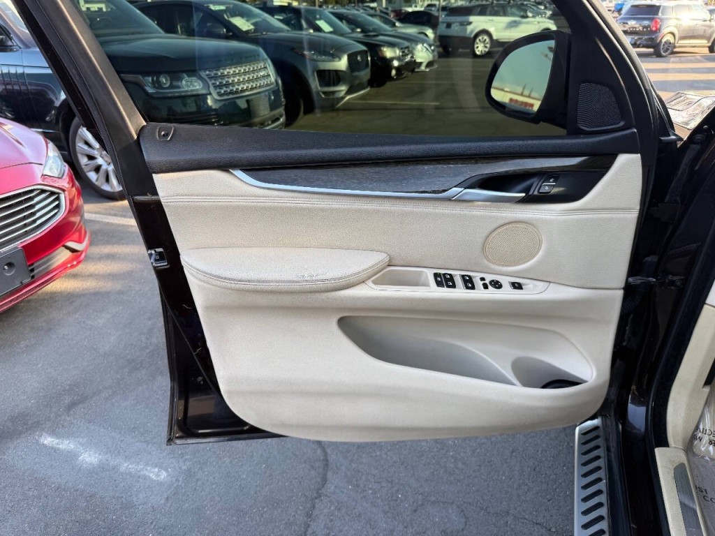 2014 BMW X5 Image 22