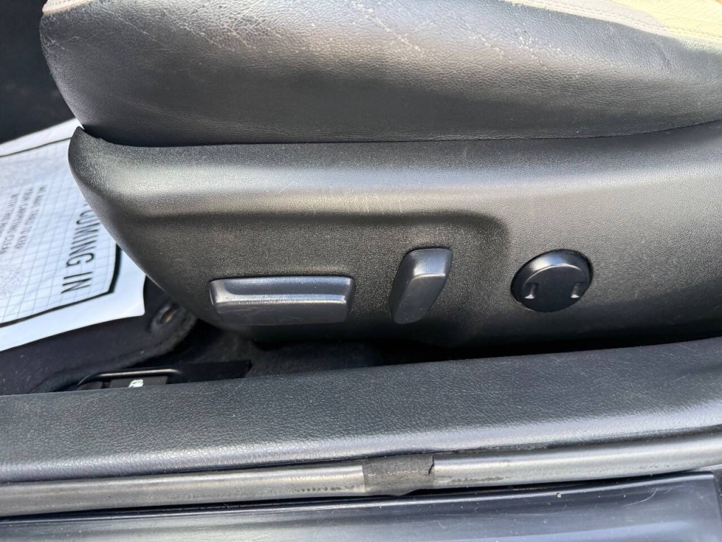 2015 Toyota Camry Image 22