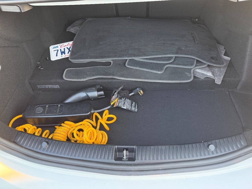 2016 Mercedes-Benz C-Class Image 28