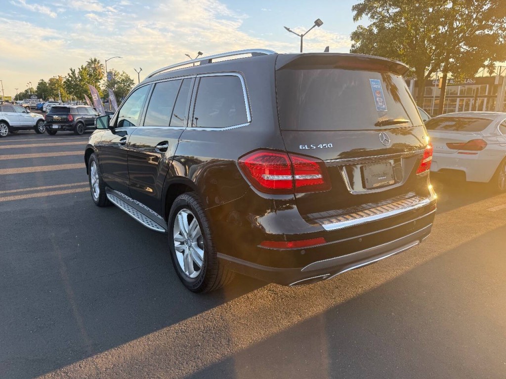 2017 Mercedes-Benz GLS-Class Image 7