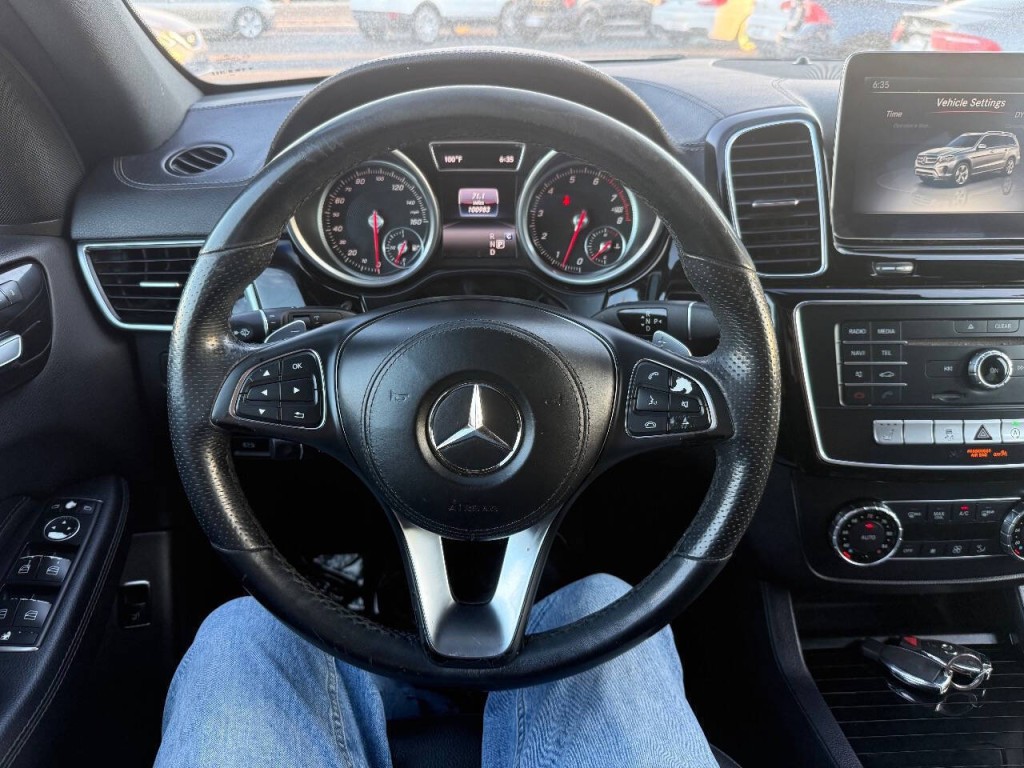 2017 Mercedes-Benz GLS-Class Image 21
