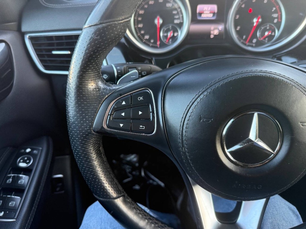 2017 Mercedes-Benz GLS-Class Image 23