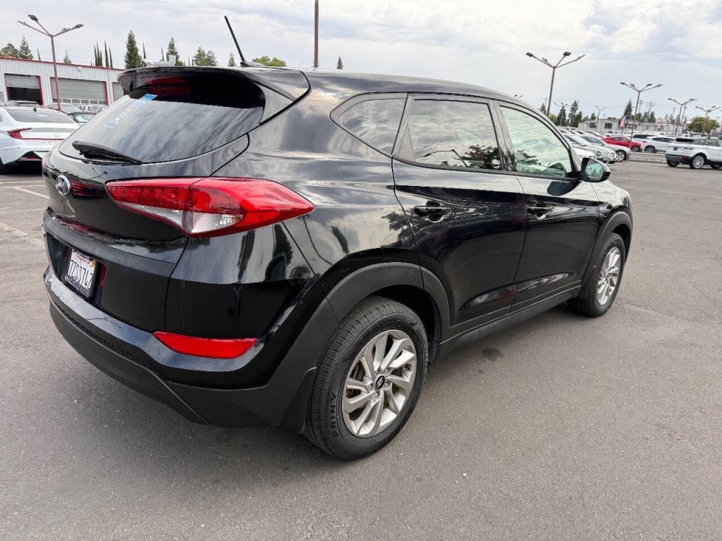 2017 Hyundai Tucson Image 5