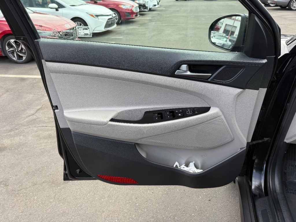 2017 Hyundai Tucson Image 24