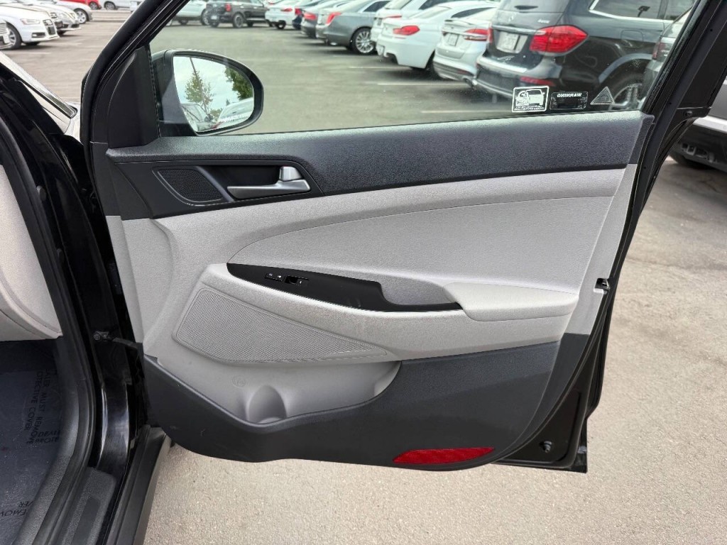 2017 Hyundai Tucson Image 30