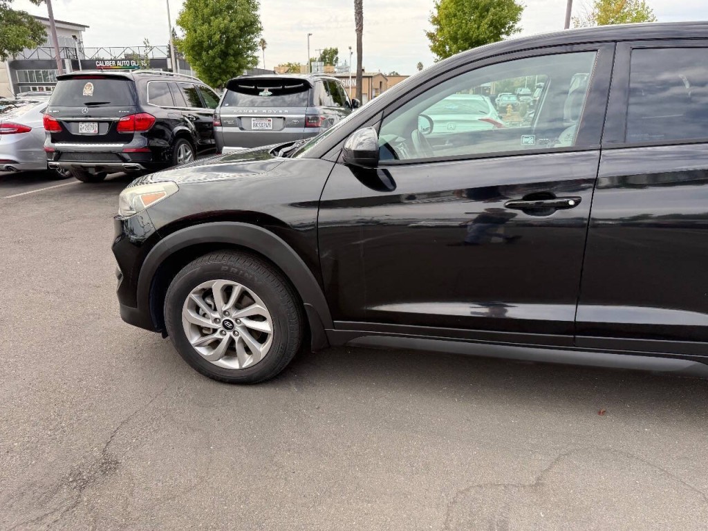 2017 Hyundai Tucson Image 34