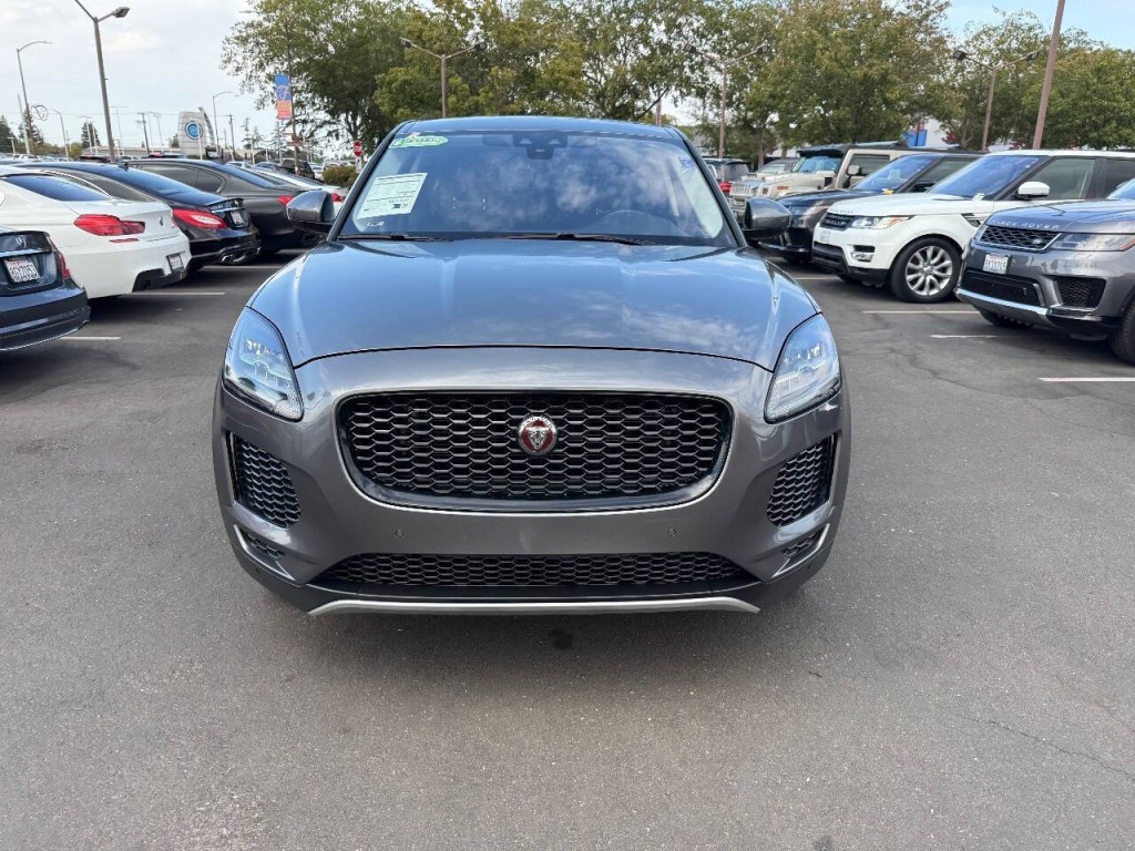 2018 Jaguar E-pace Image 2