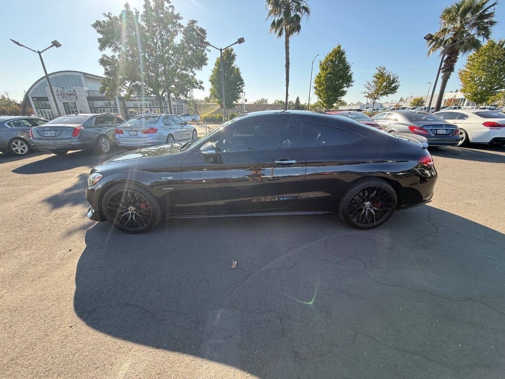 2017 Mercedes-Benz C-Class Image 8