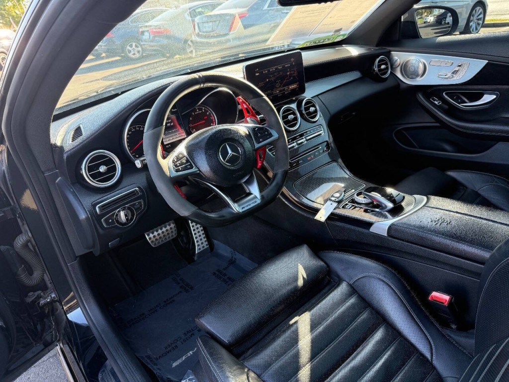 2017 Mercedes-Benz C-Class Image 11